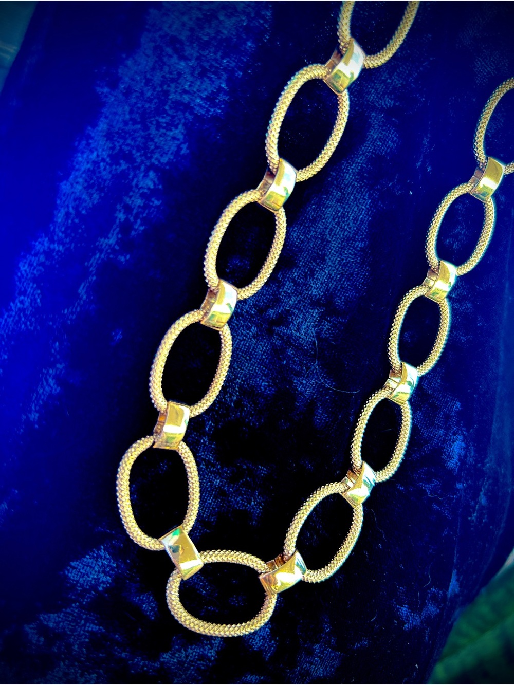 VTG Monet Gold Link Statement Necklace - Textures Oval Links GORGEOUS EUC